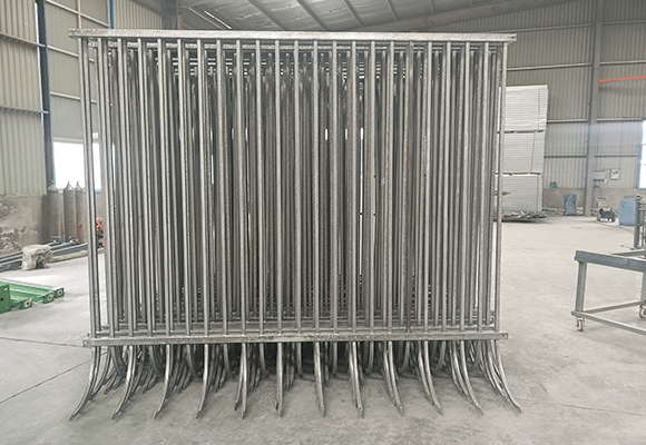 hot-dipped-galvanized-fence