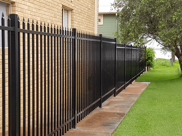 High Quality Powder Coated Black Steel Picket Fence Top Spear Metal Tubular Aluminum Fence Panels for Garden