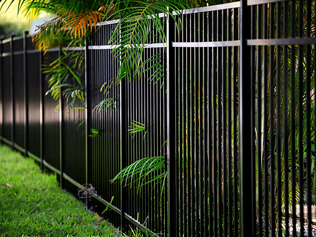 Factory Customized Galvanized Steel Fence Villa Yard Fence