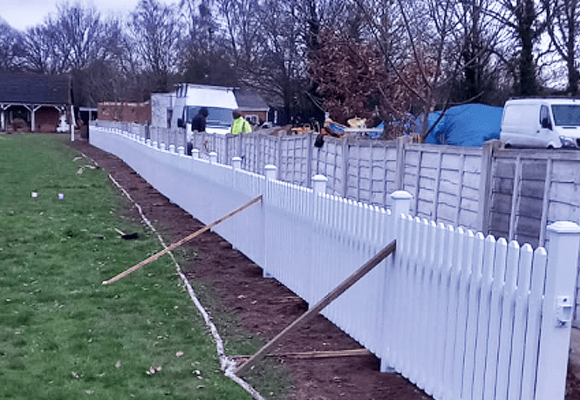 vinyl-fence-for-football-field02