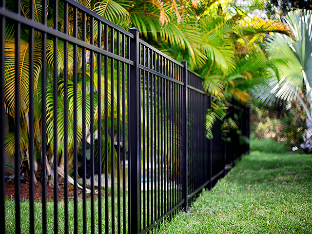 Factory Customized Galvanized Steel Fence Villa Yard Fence