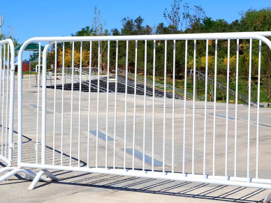 The Benefits of Using Crowd Control Barricades for Large Events