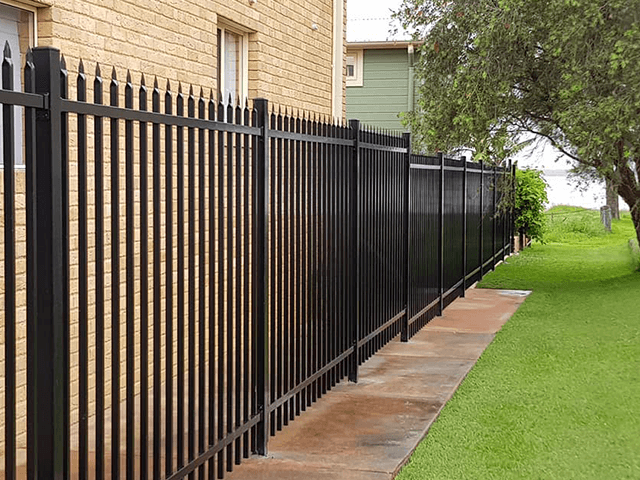 Aluminum fence