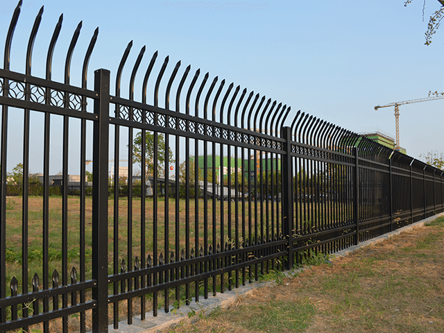 Curved Bent top picket fence spear top unrivaled steel fence